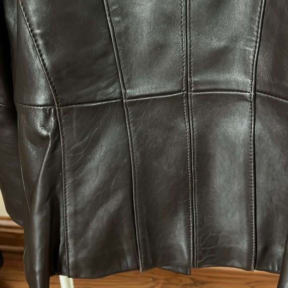 Jones New York brown leather jacket - Picture 7 of 9